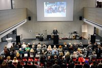 Foto: Einweihung der Oberschule, Ansprache Landrat Göbel